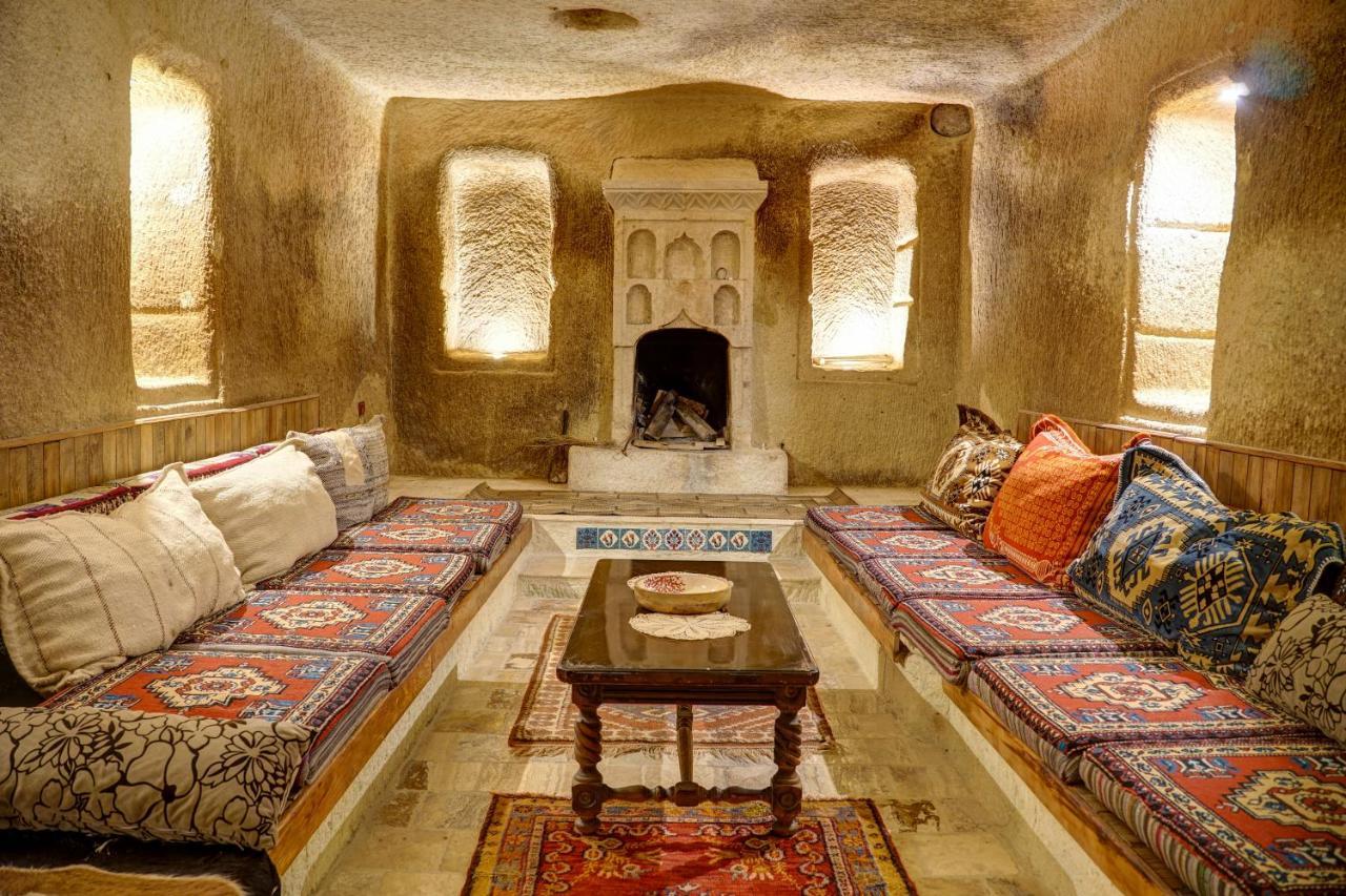 Gibos Cave Hotel أوروغوبْ المظهر الخارجي الصورة