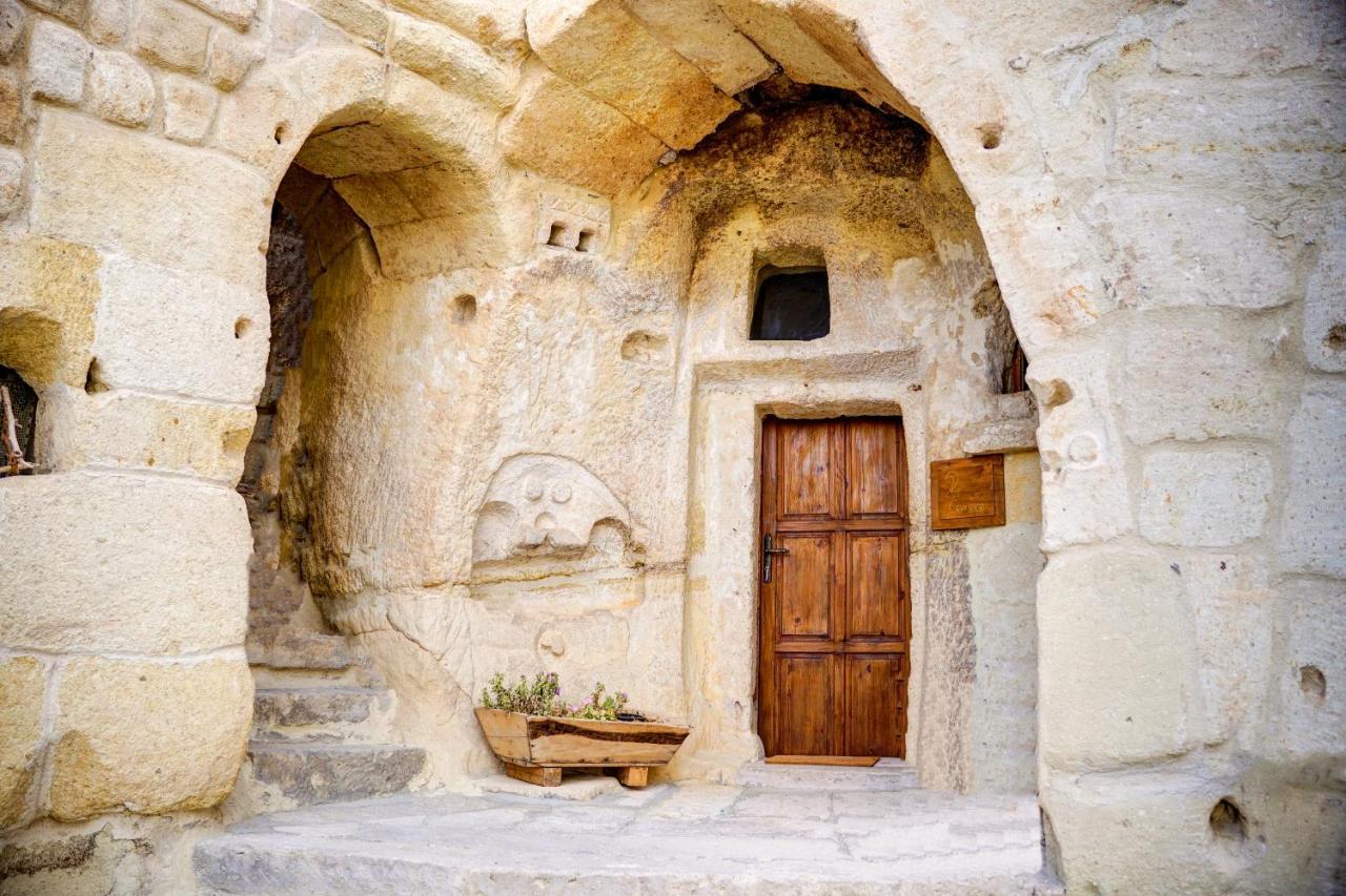 Gibos Cave Hotel أوروغوبْ المظهر الخارجي الصورة