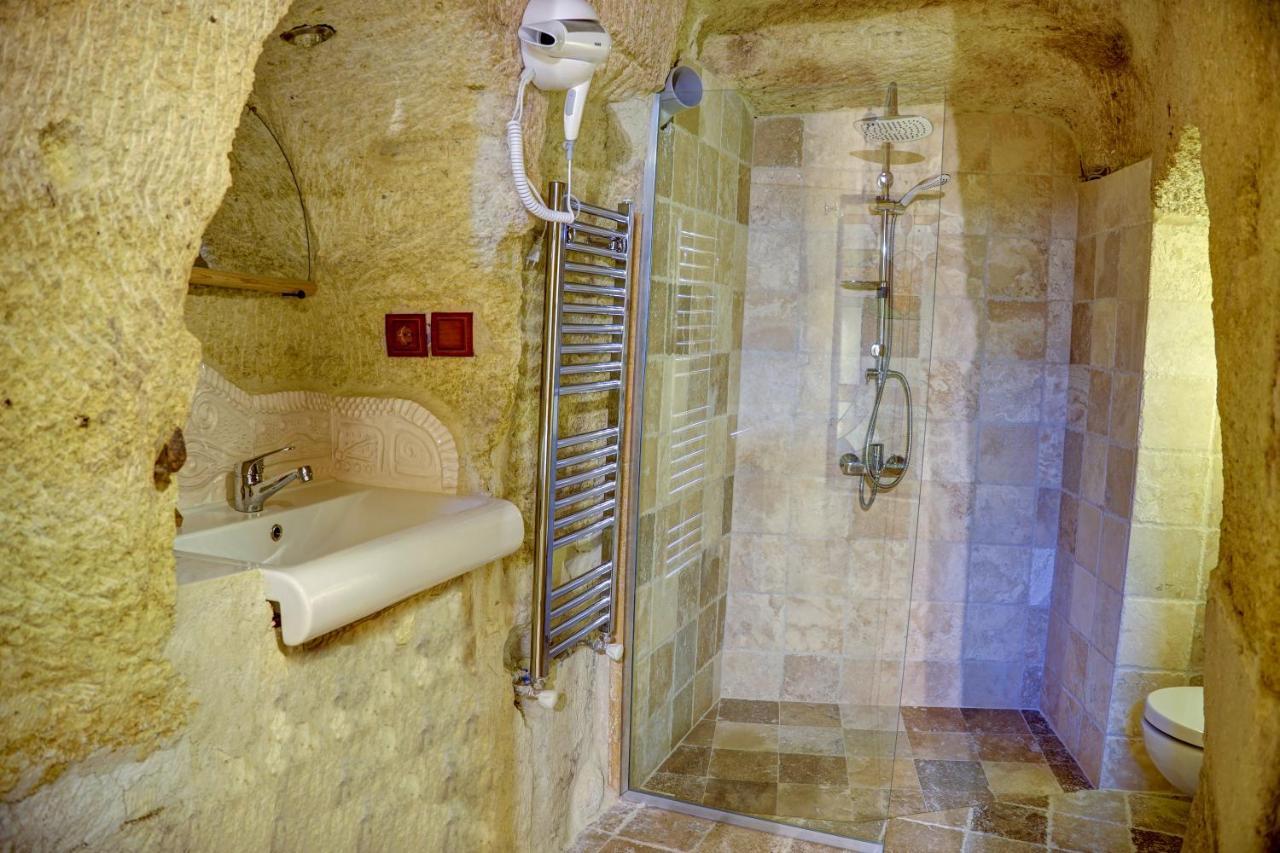 Gibos Cave Hotel أوروغوبْ المظهر الخارجي الصورة
