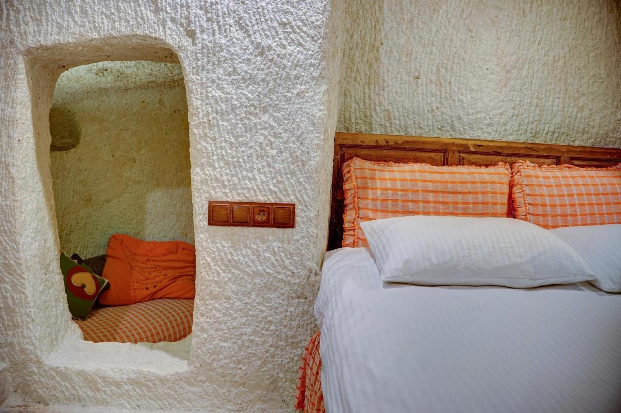 Gibos Cave Hotel أوروغوبْ المظهر الخارجي الصورة
