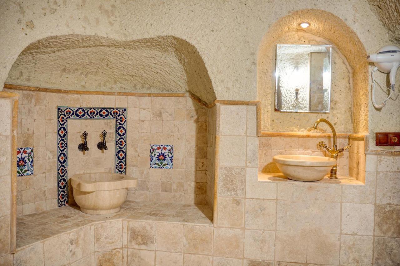 Gibos Cave Hotel أوروغوبْ المظهر الخارجي الصورة