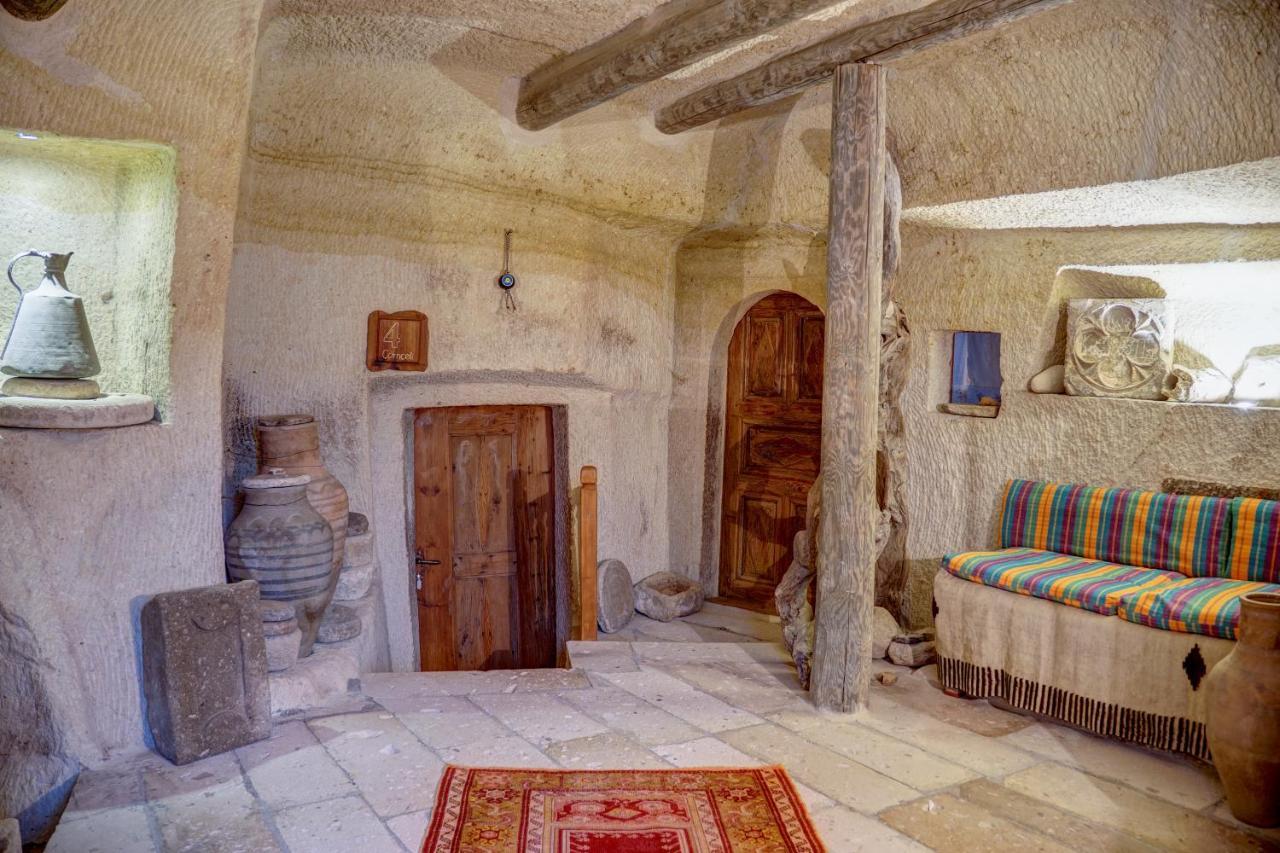 Gibos Cave Hotel أوروغوبْ المظهر الخارجي الصورة