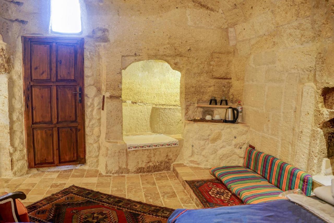 Gibos Cave Hotel أوروغوبْ المظهر الخارجي الصورة