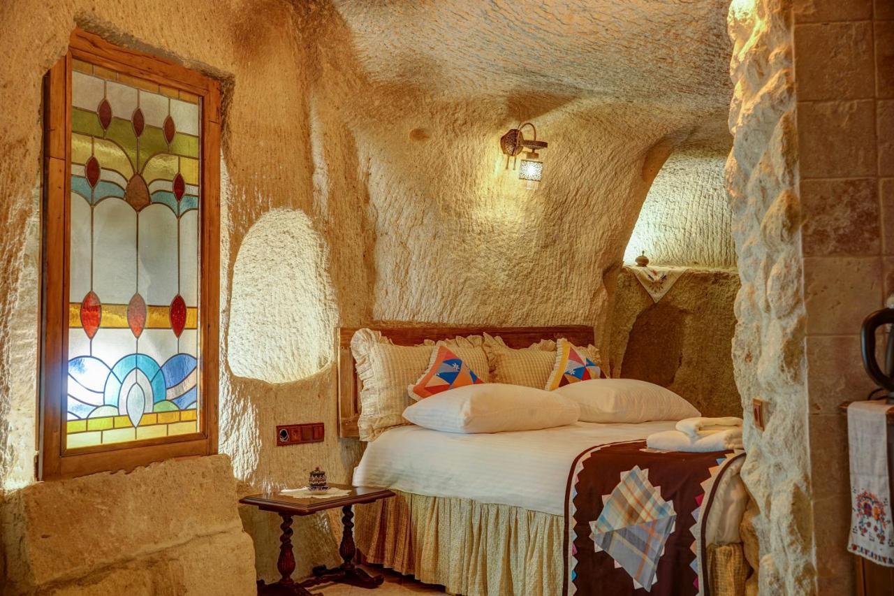 Gibos Cave Hotel أوروغوبْ المظهر الخارجي الصورة