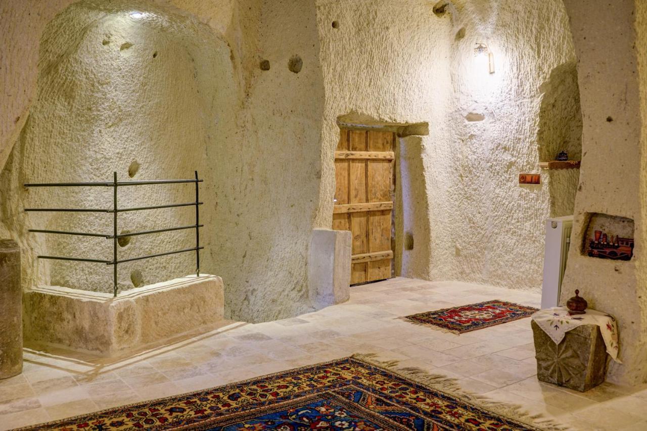 Gibos Cave Hotel أوروغوبْ المظهر الخارجي الصورة