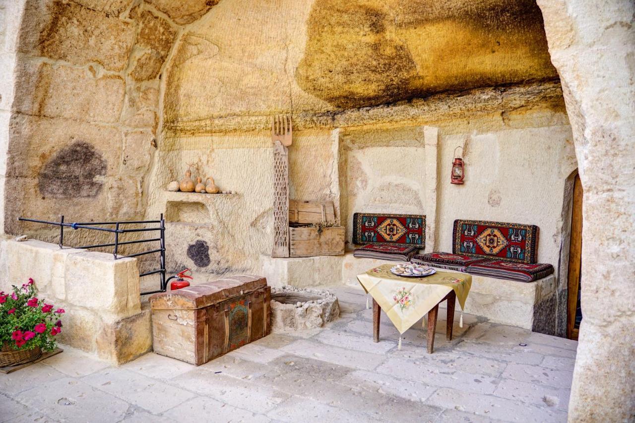 Gibos Cave Hotel أوروغوبْ المظهر الخارجي الصورة