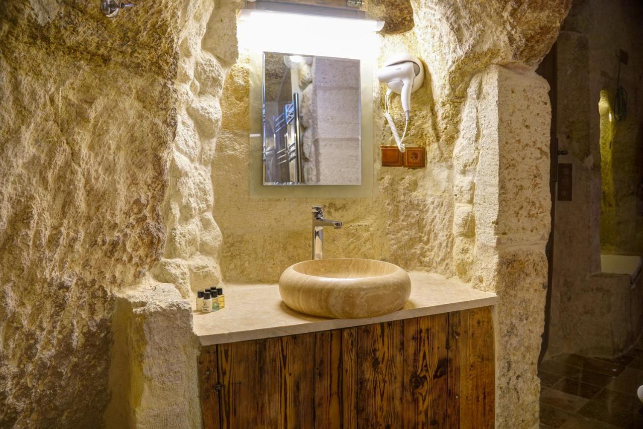 Gibos Cave Hotel أوروغوبْ المظهر الخارجي الصورة