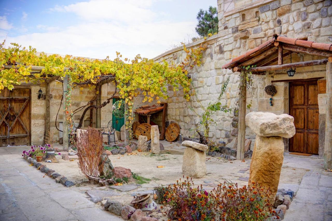Gibos Cave Hotel أوروغوبْ المظهر الخارجي الصورة