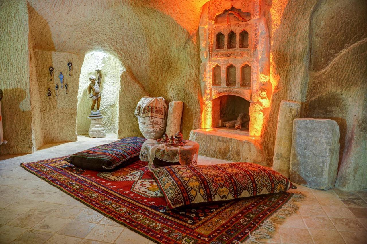 Gibos Cave Hotel أوروغوبْ المظهر الخارجي الصورة