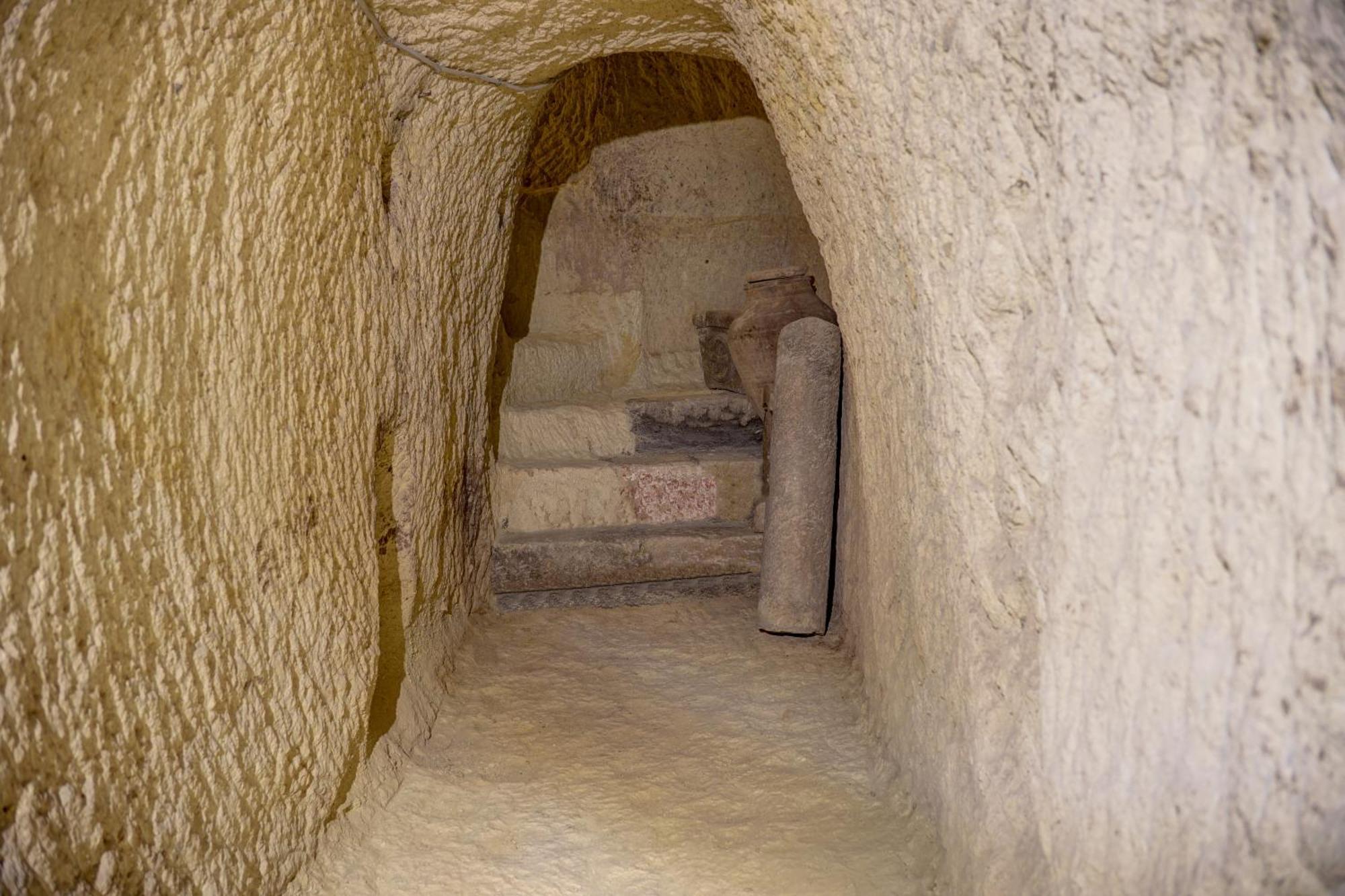 Gibos Cave Hotel أوروغوبْ المظهر الخارجي الصورة