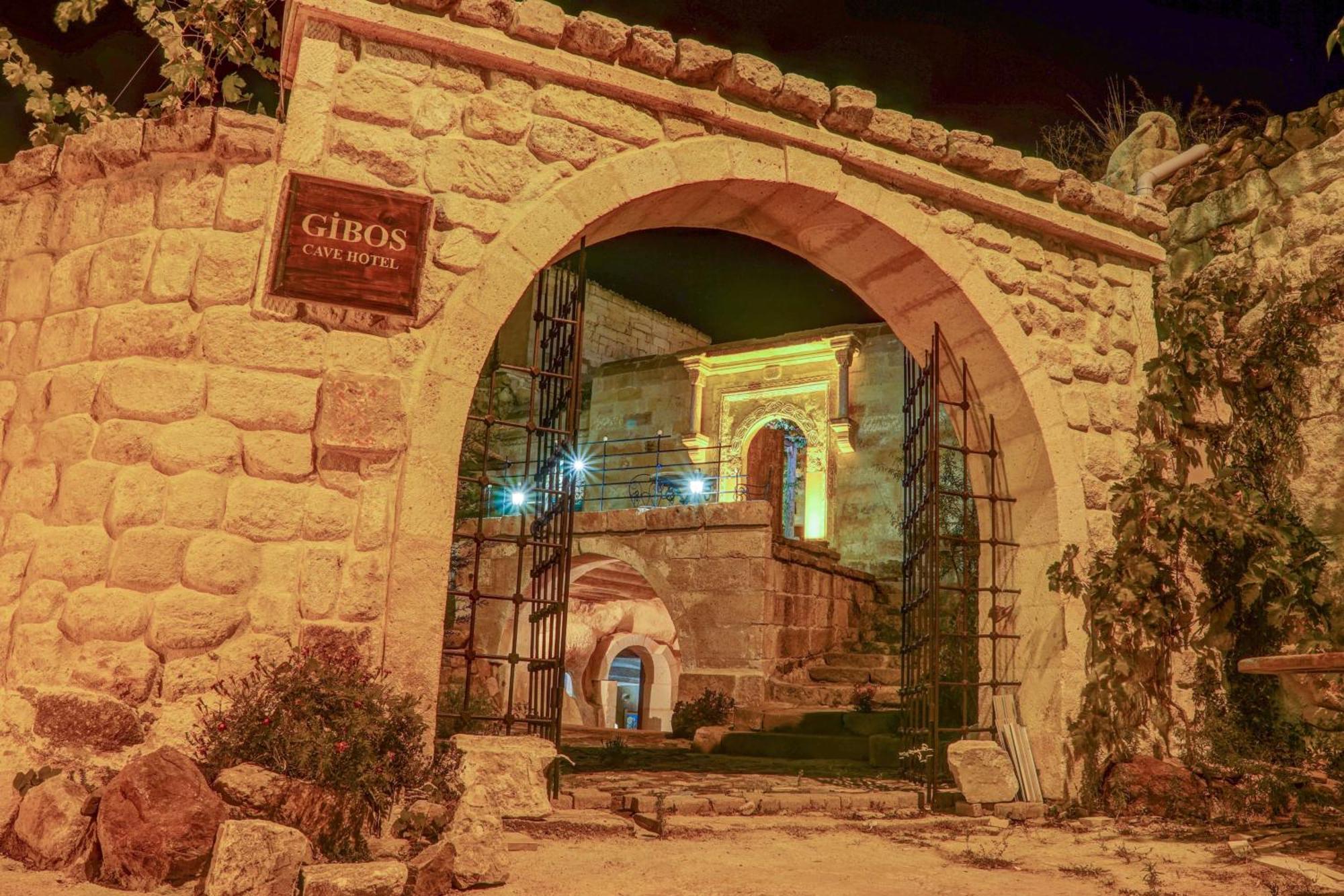 Gibos Cave Hotel أوروغوبْ المظهر الخارجي الصورة
